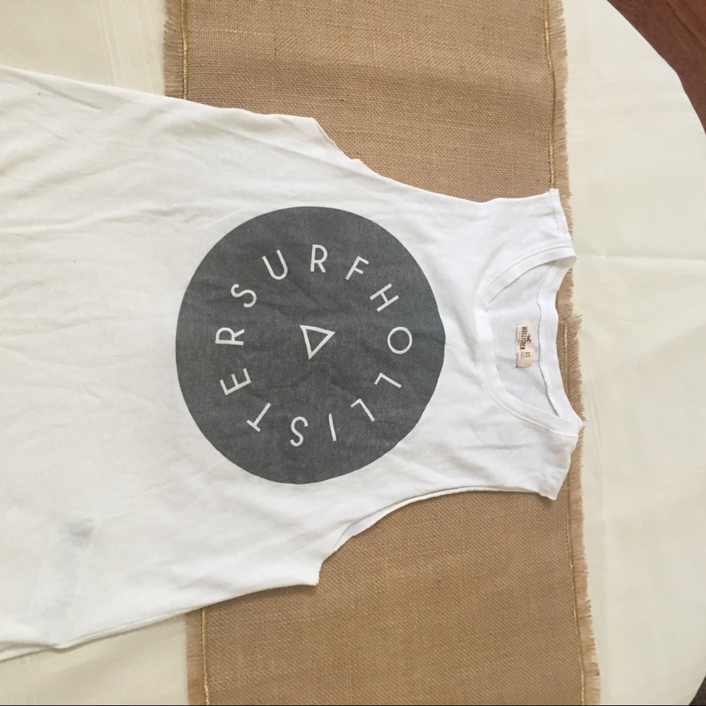 Hollister short sleeve white shirt